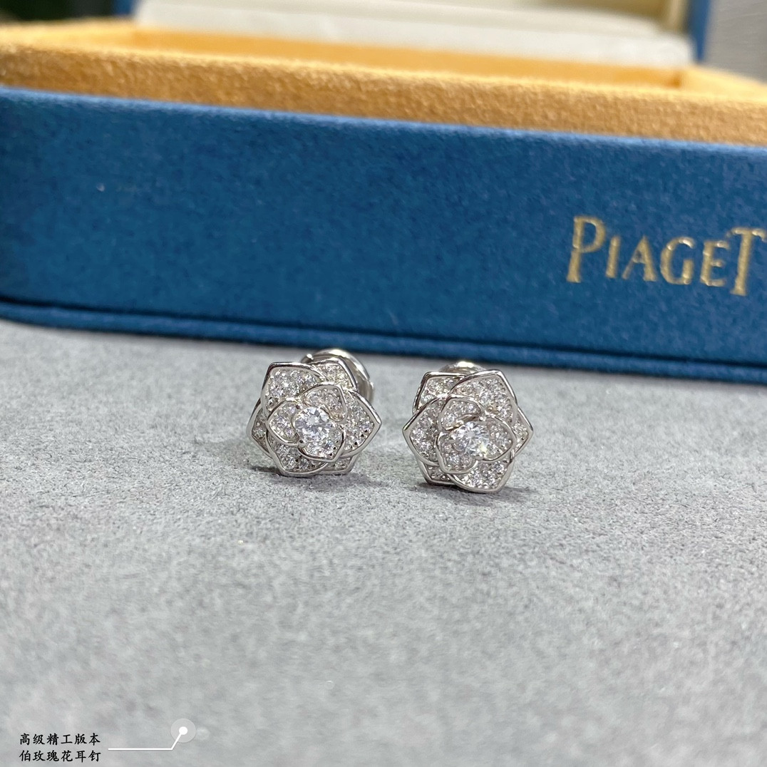 Piaget rose stud Earrings