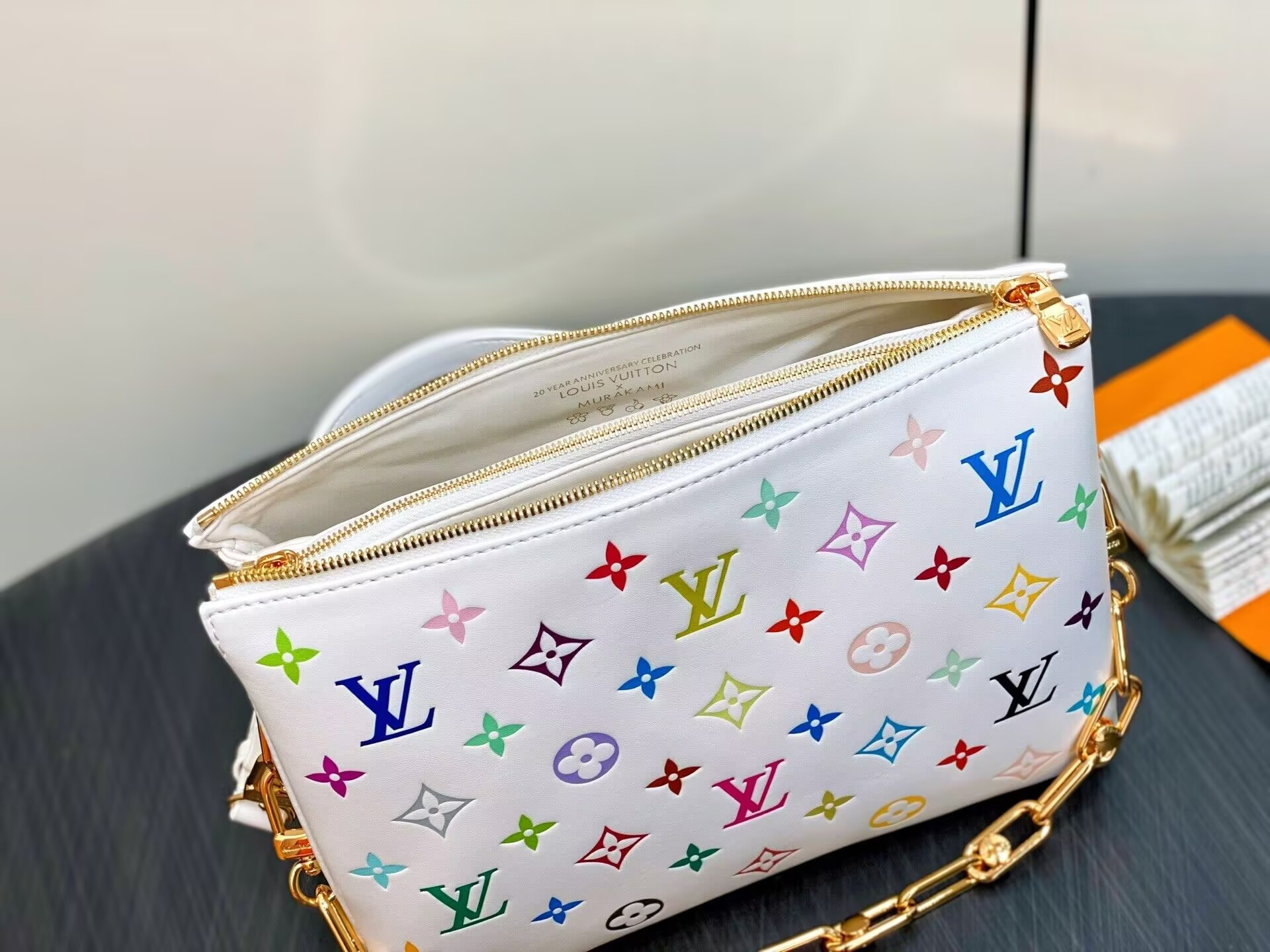 LV x TM Coussin PM M13233 26x20x12cm