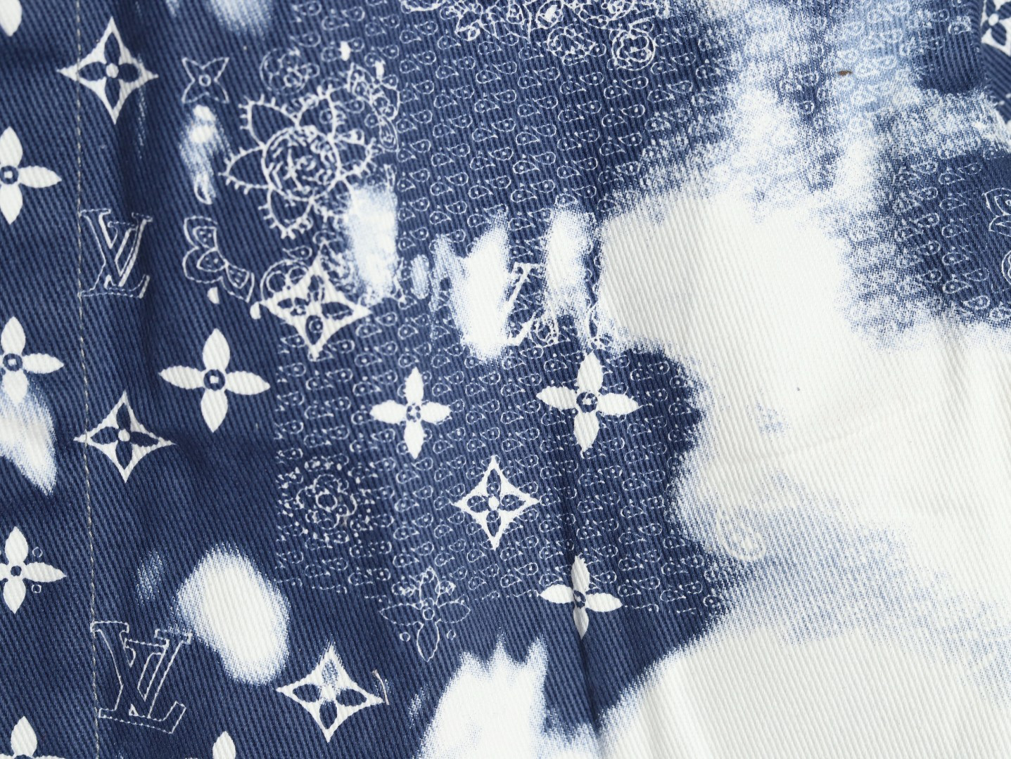 l0*is V*t0n lv short-sleeved shirts