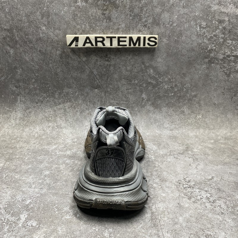 Balenciga 3xl Sneakers in Grey