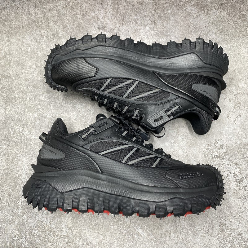 Moncler Trailgrip Gore-Tex Black